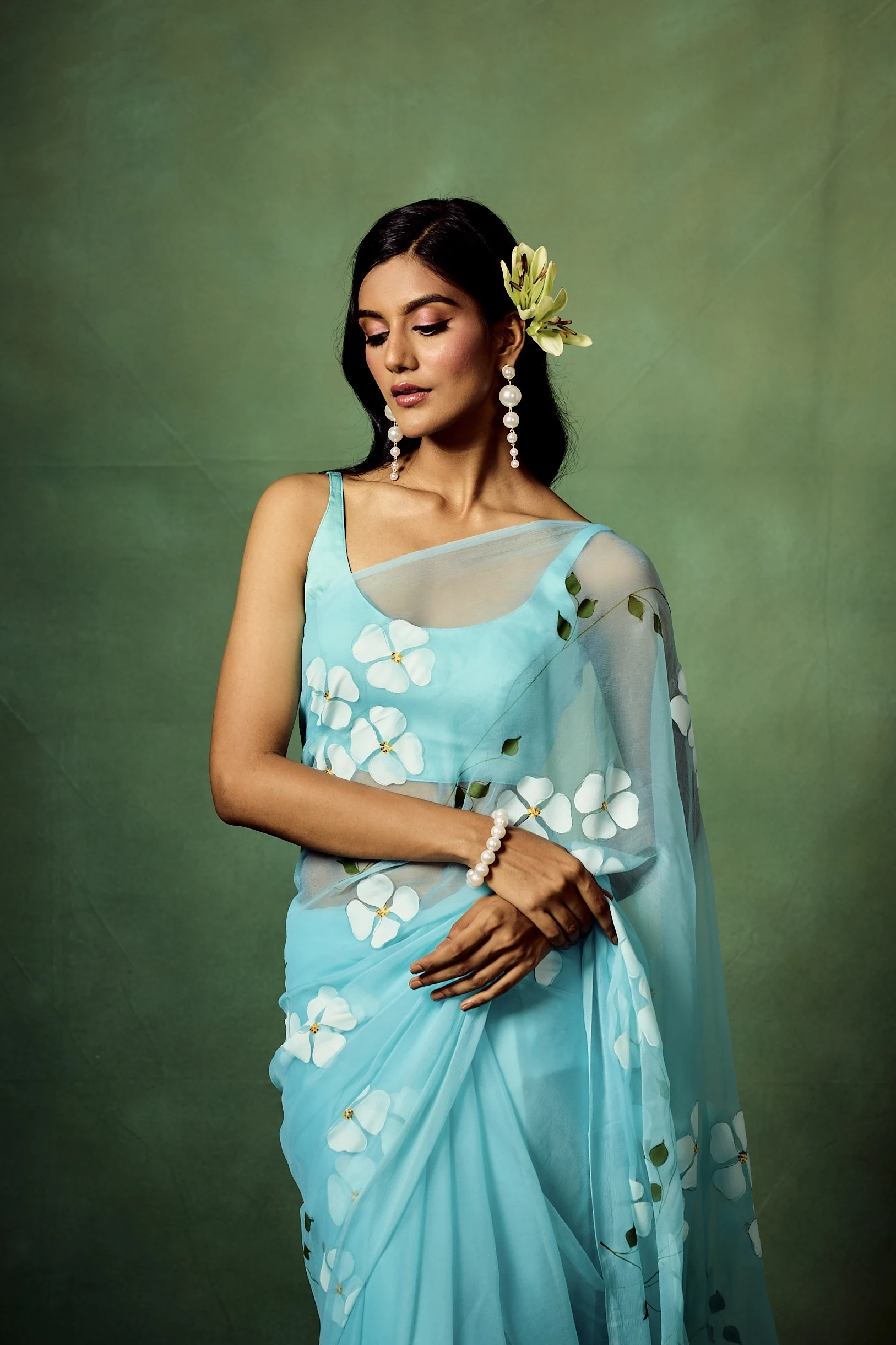 main category Sarees